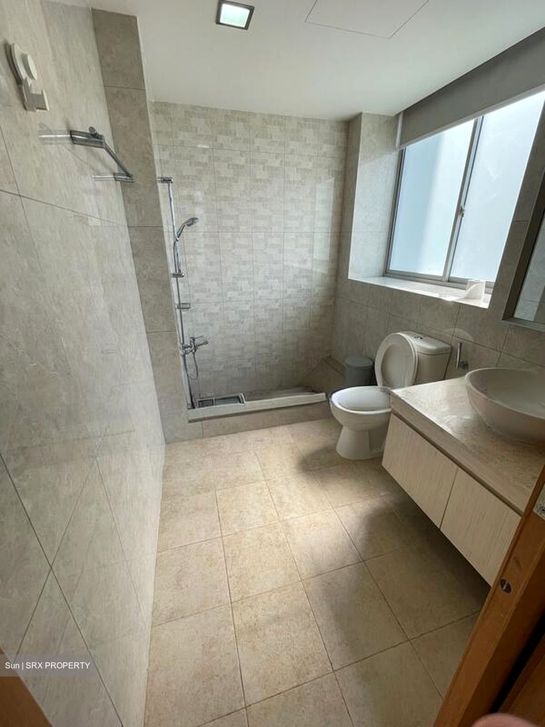 The Lakeshore (D22), Condominium #501377571